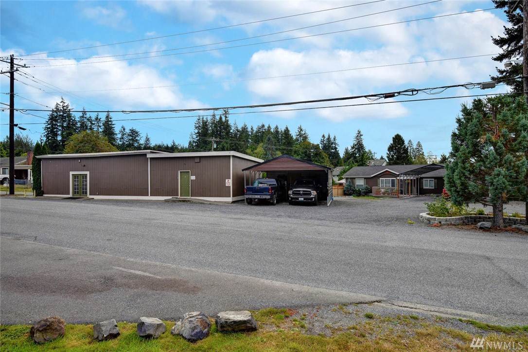 5128 Fobes Road - Photo 1