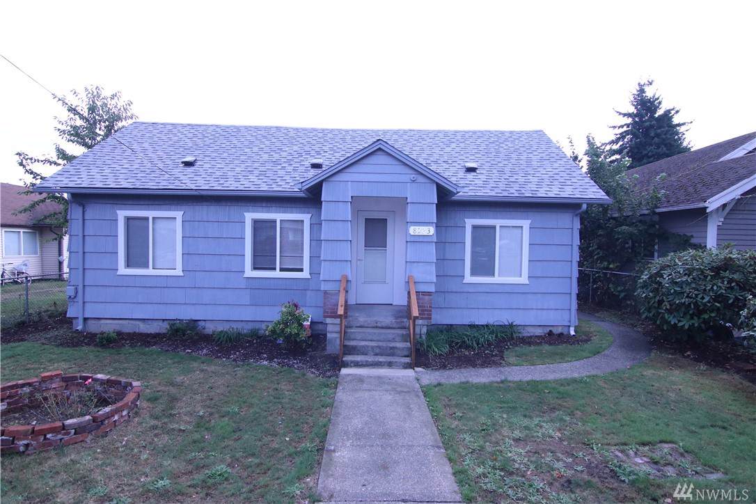 8223 Sherwood St - Photo 1