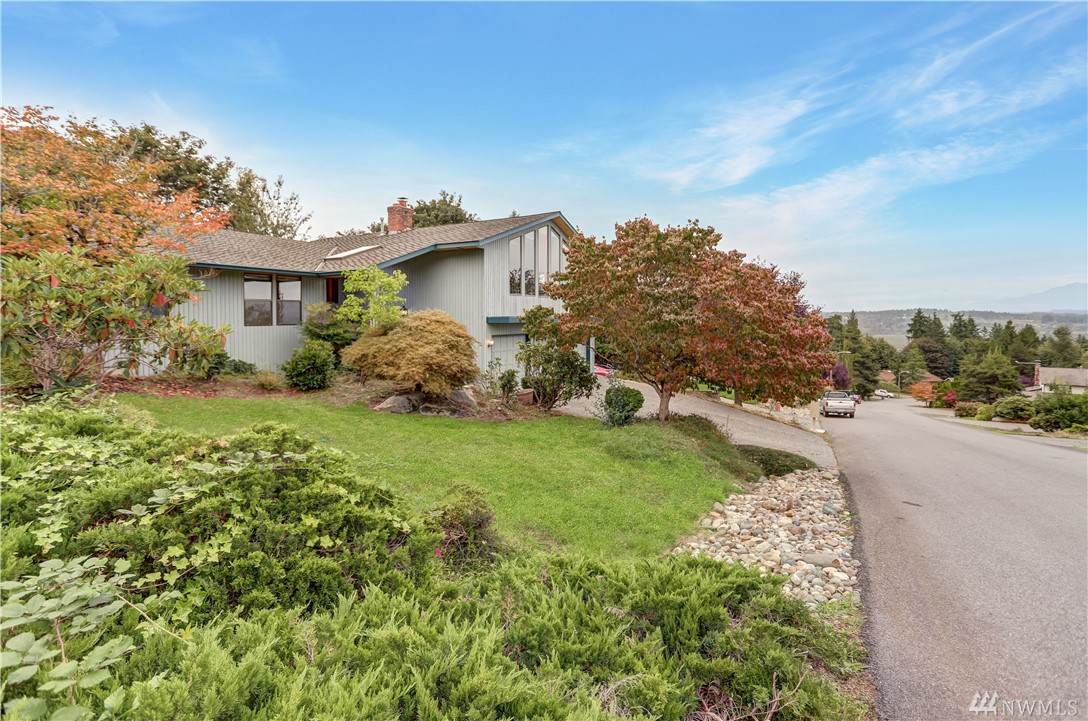 10306 40th Ave - Photo 1