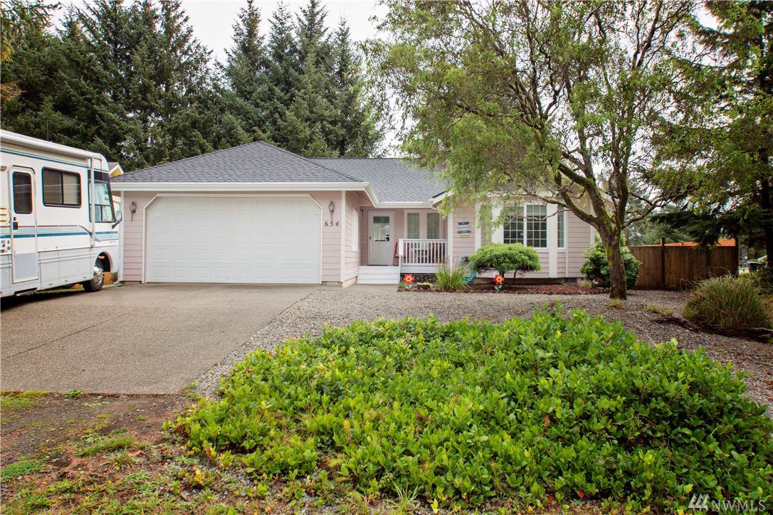 654 Woodland Lp - Photo 1