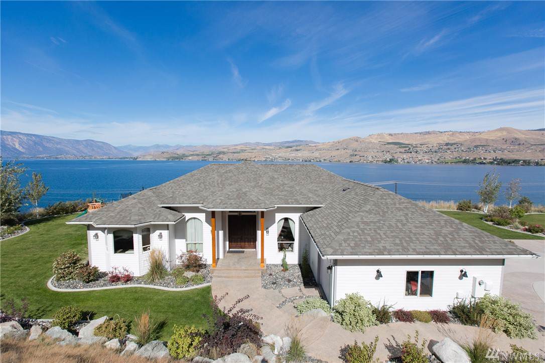 3225 Hwy 97A - Photo 1