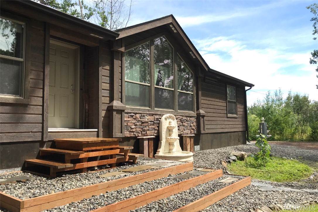 3870 Howard Ave - Photo 1