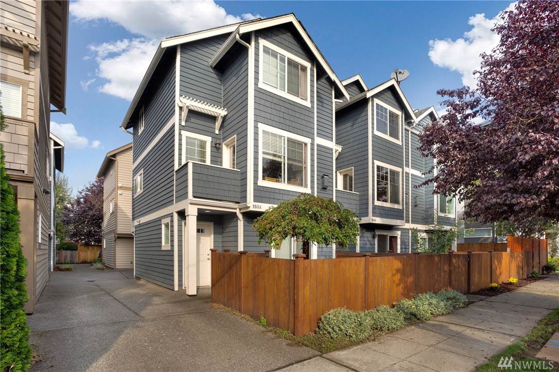 8511 Midvale Ave - Photo 1