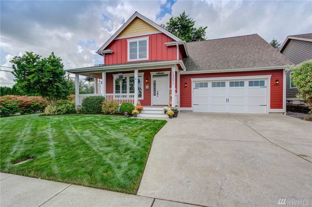 1301 Lupin St - Photo 1