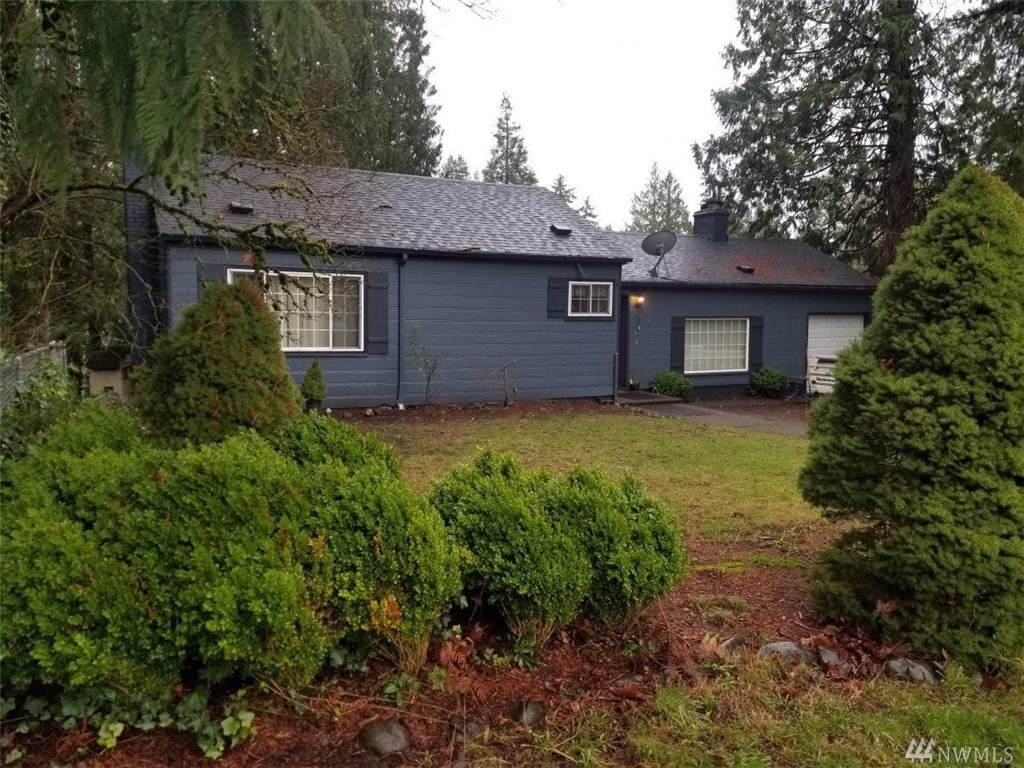 22 Country Club Dr - Photo 1
