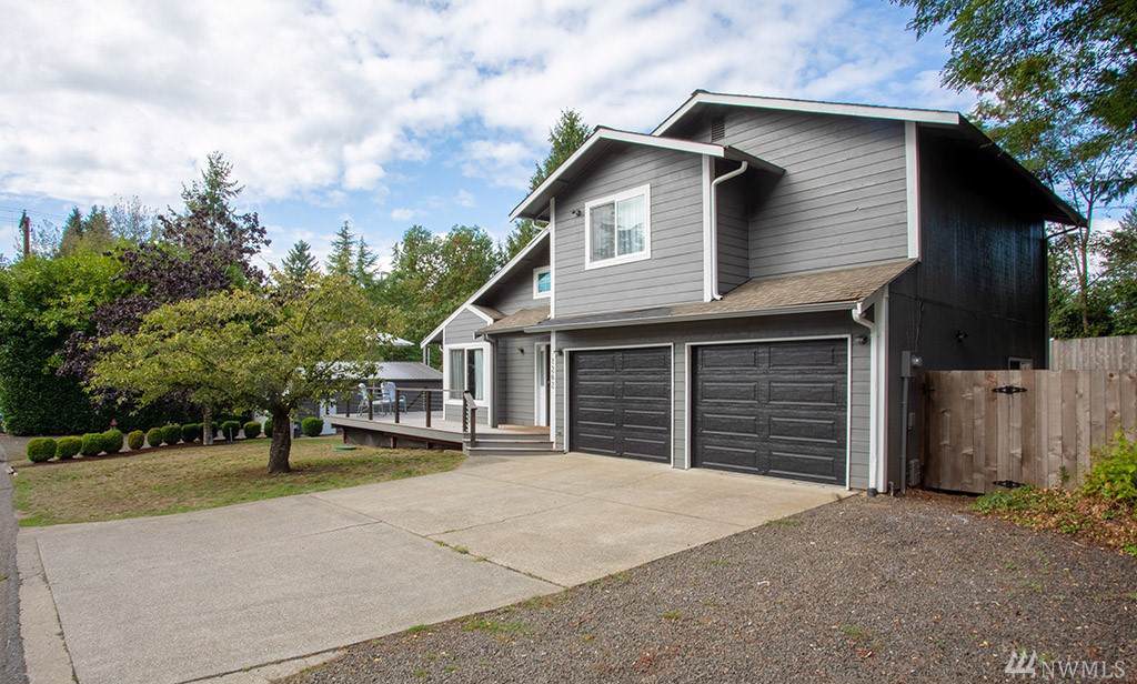 1262 Erickson Cove Wy - Photo 1