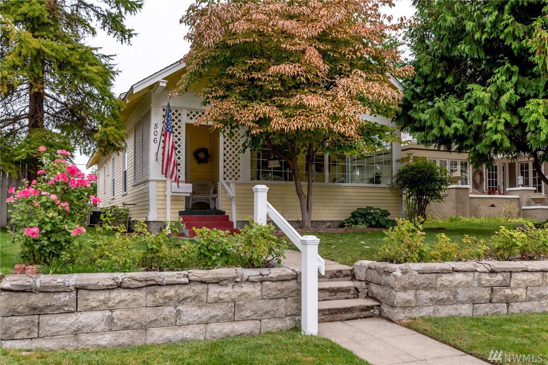 506 Douglas St - Photo 1