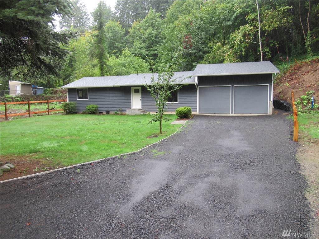 83 Burt Ct - Photo 1