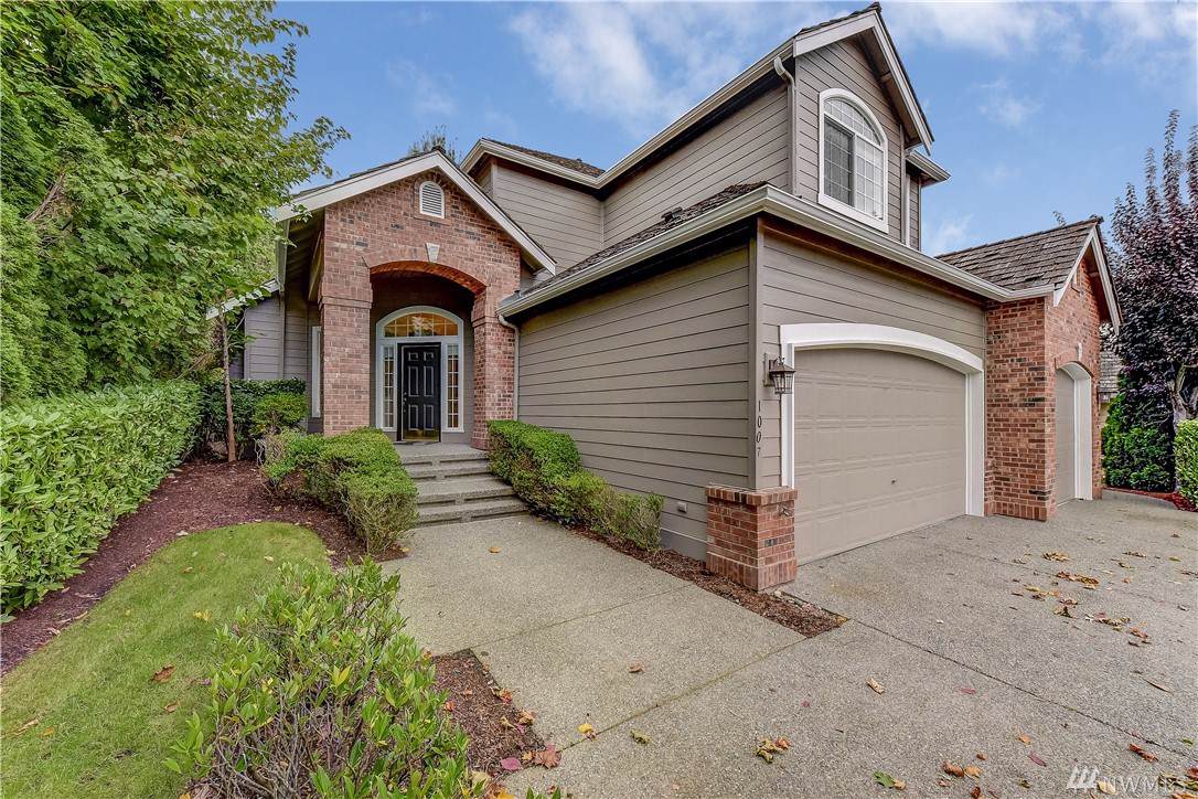 1007 271st Ave - Photo 1