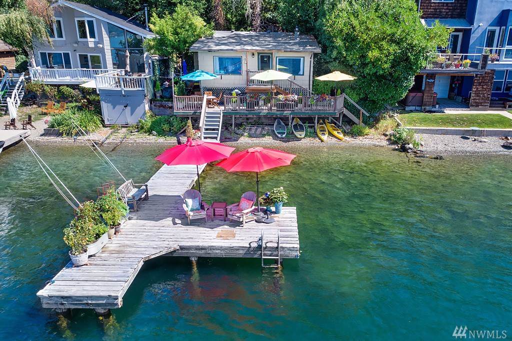 2655 Lake Sammamish Parkway - Photo 1