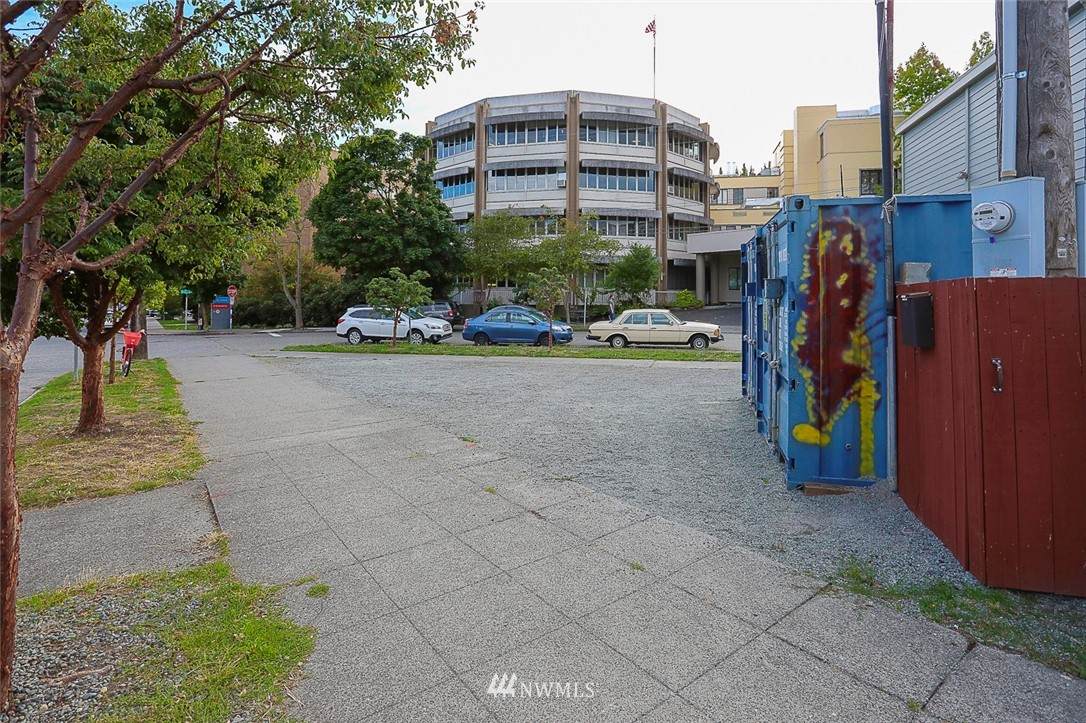 5401 17th Avenue - Photo 1