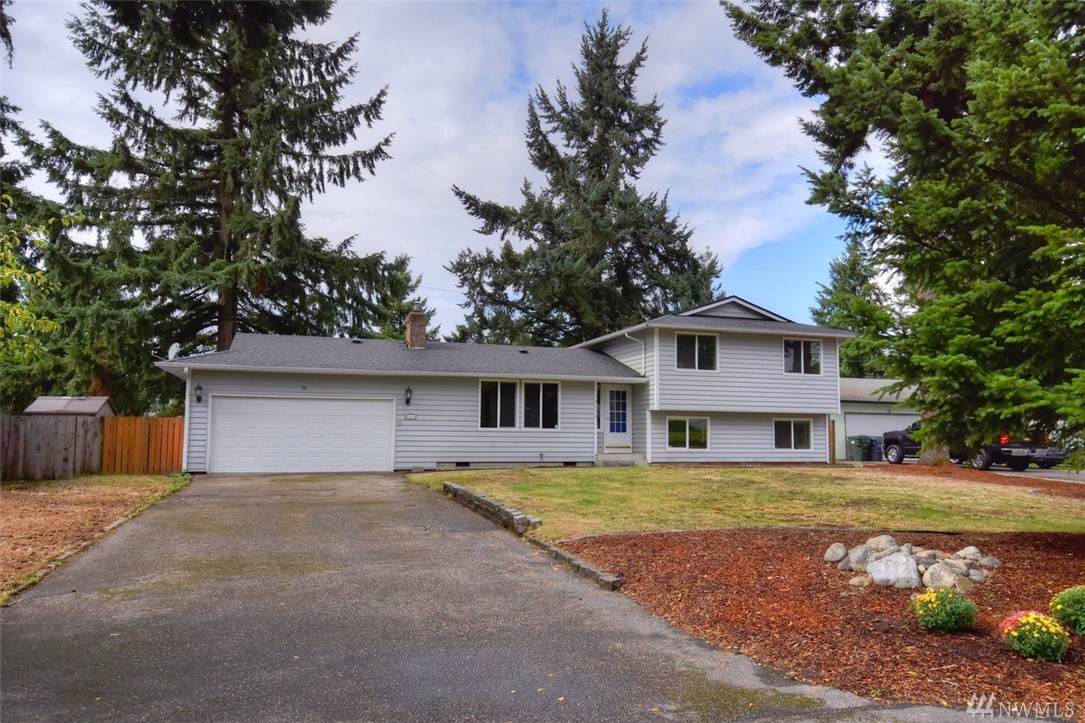 18618 8th Av Ct - Photo 1
