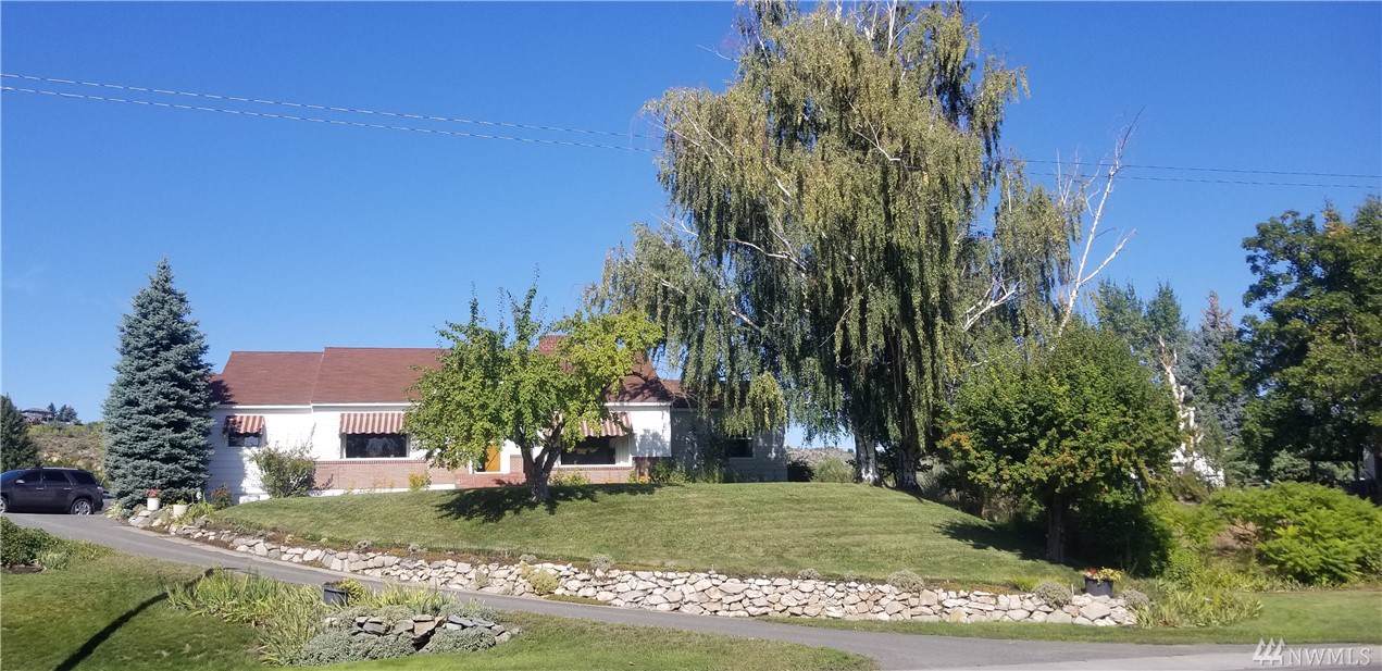 466 Okoma Dr - Photo 1