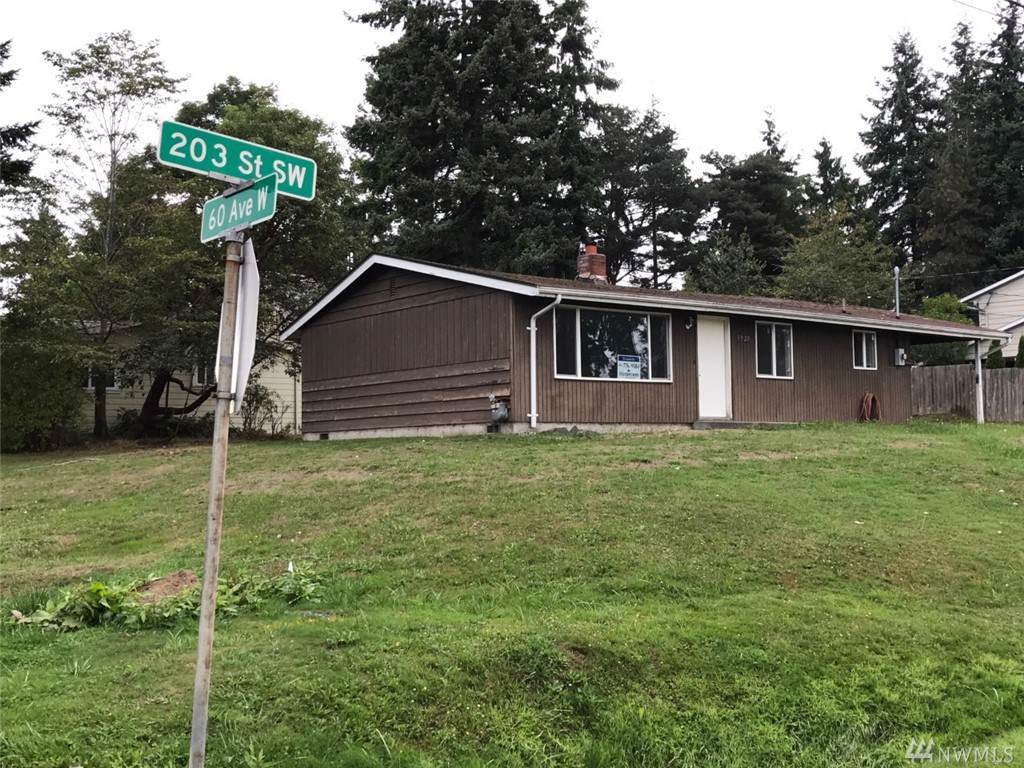 5923 203 St - Photo 1