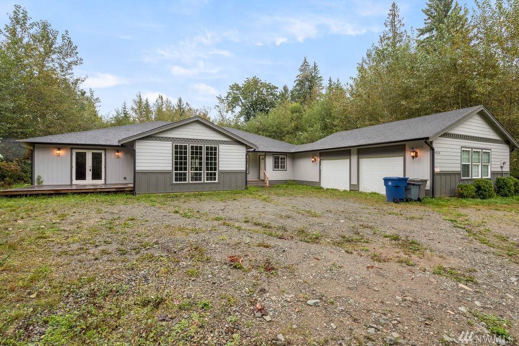 9233 186th St - Photo 1
