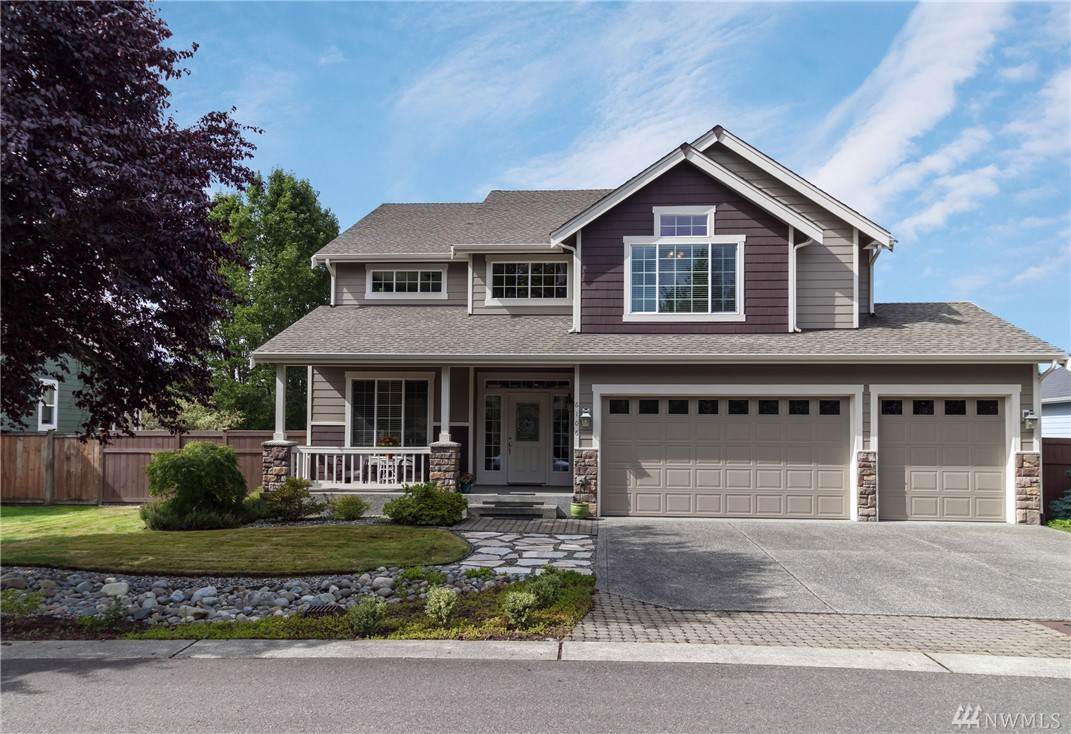6106 153rd Ave - Photo 1