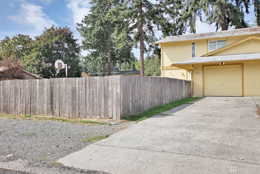 10416 12th Av Ct - Photo 1