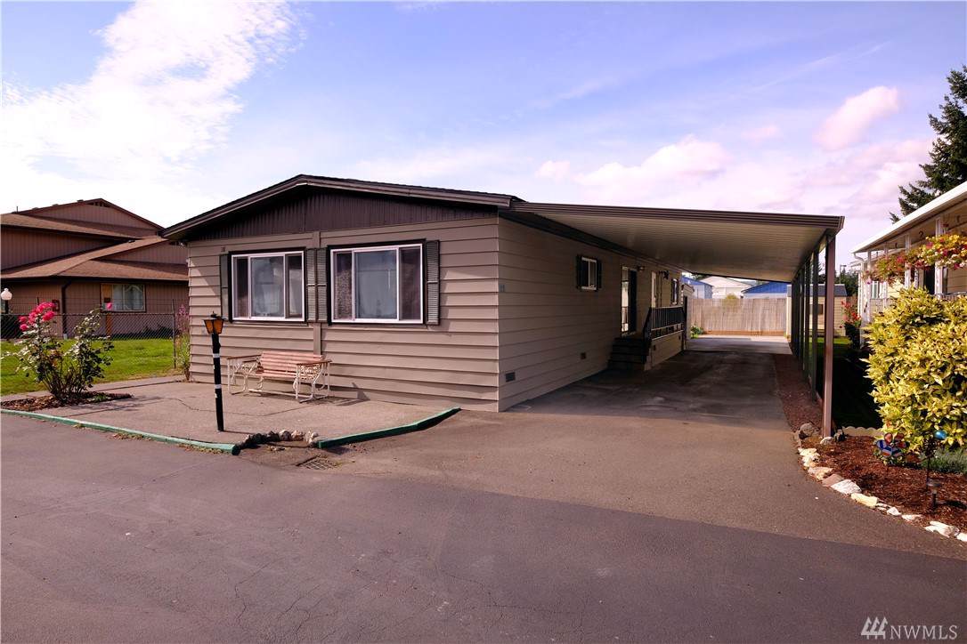 7508 47th Ave - Photo 1