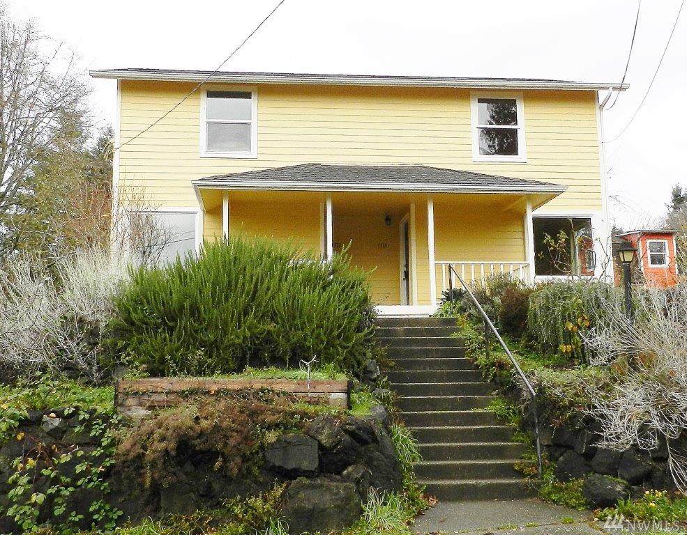 1316 8th Ave - Photo 1
