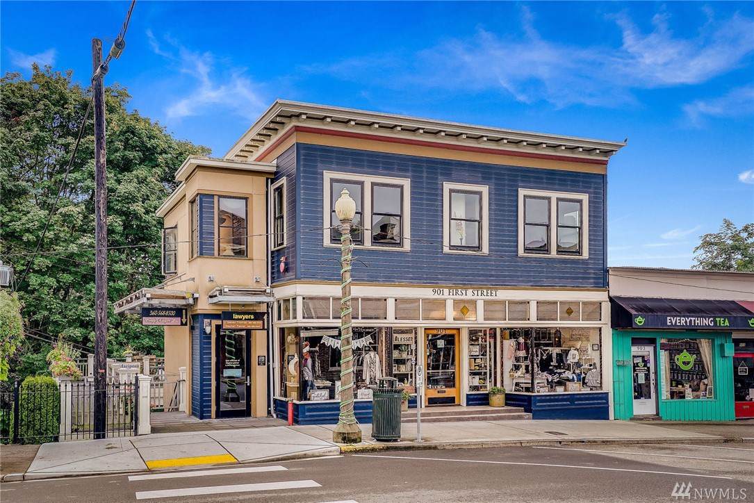 901 First Street - Photo 1