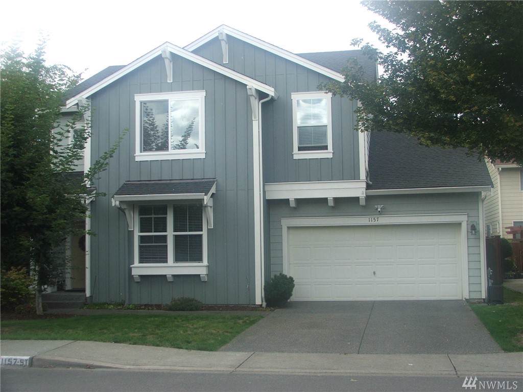 1157 32nd St - Photo 1