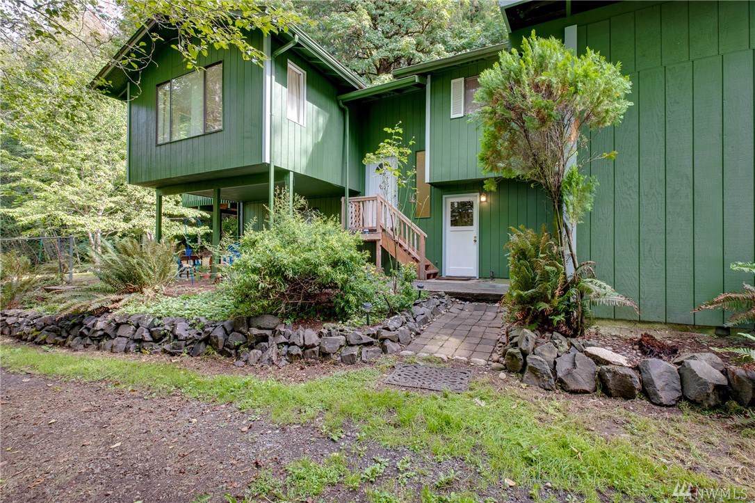 2520 North Island Dr - Photo 1