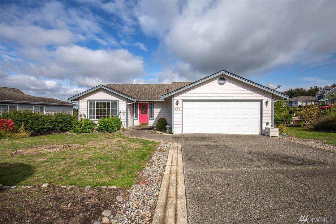650 Medallion Place - Photo 1
