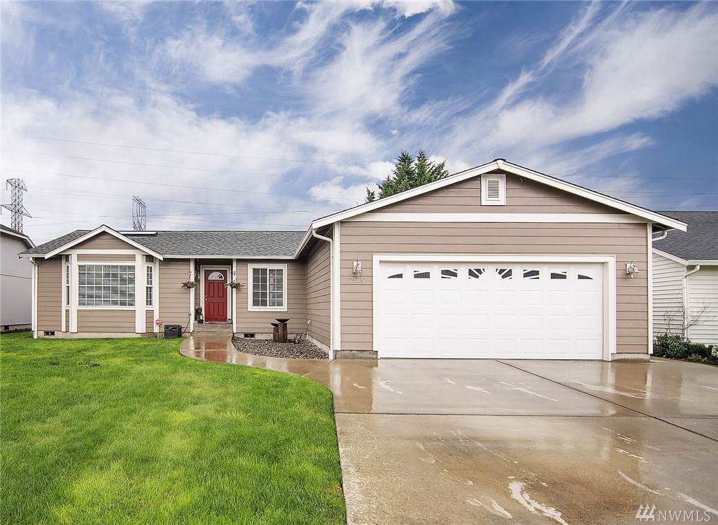 2505 Redwood - Photo 1
