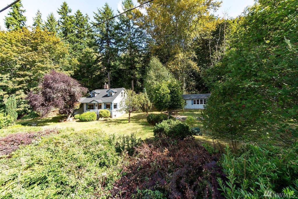 8198 Cultus Bay Rd - Photo 1