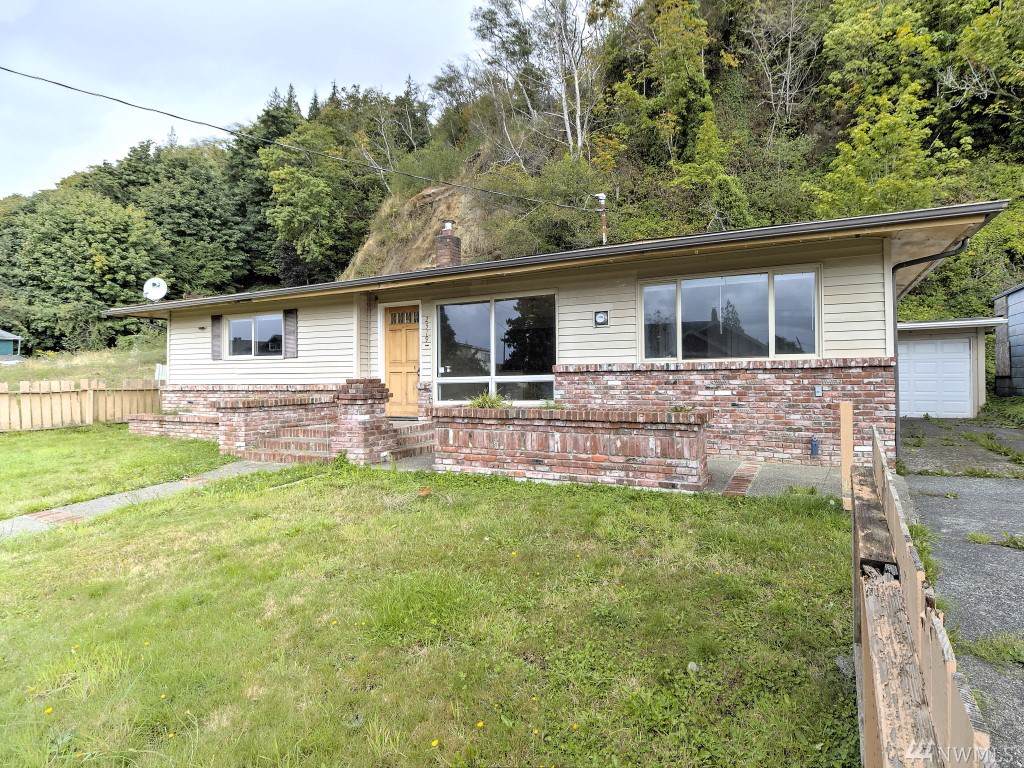 2519 Queets Ave - Photo 1