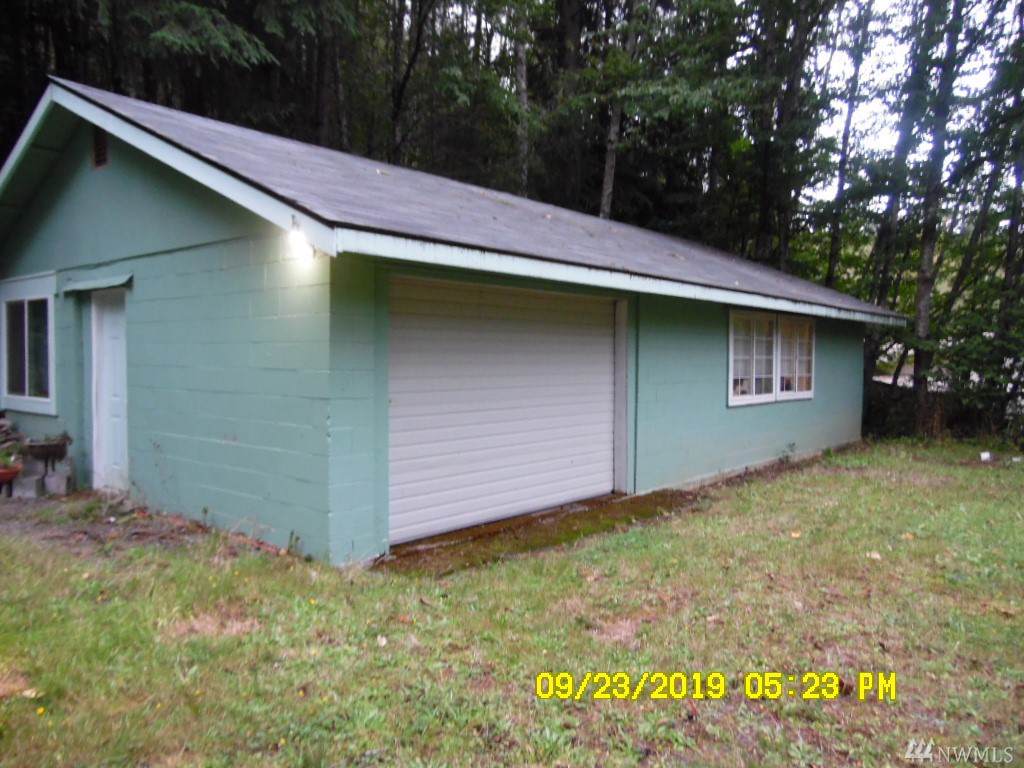 134 Elma Dr - Photo 1