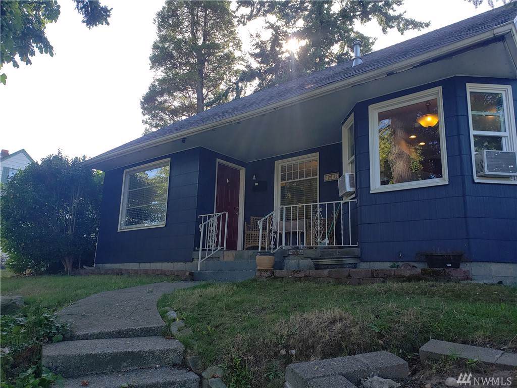 1912 Sheridan Ave - Photo 1