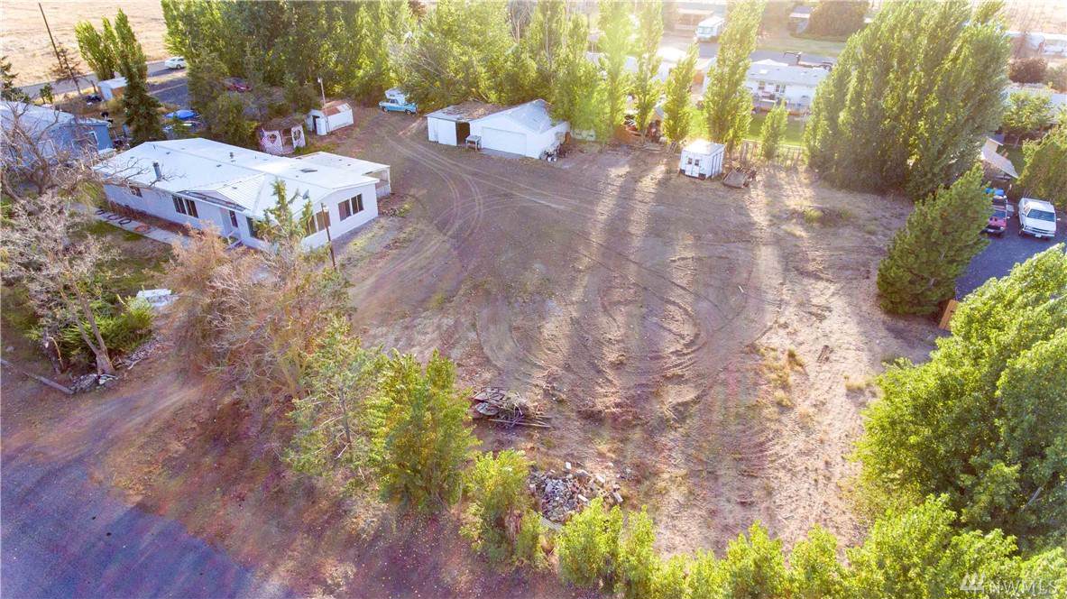 4398 Kathy Dr - Photo 1
