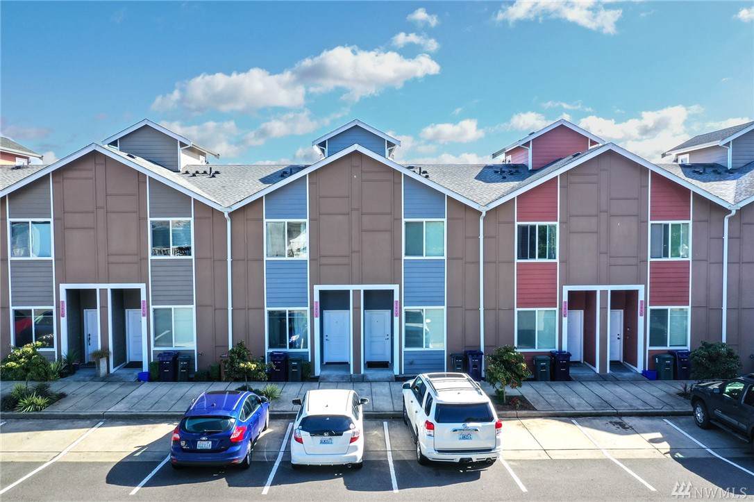 2301 G St - Photo 1