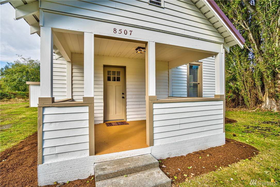 8507 Harborview Rd - Photo 1