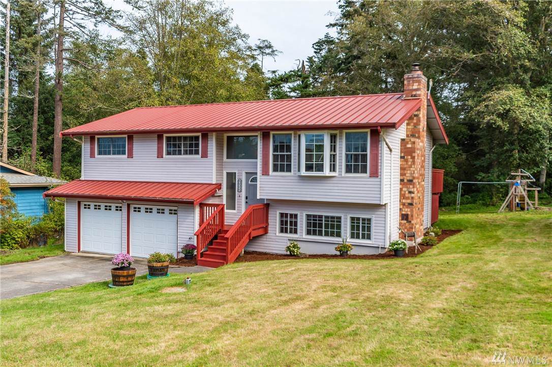 2332 Happy Lane - Photo 1