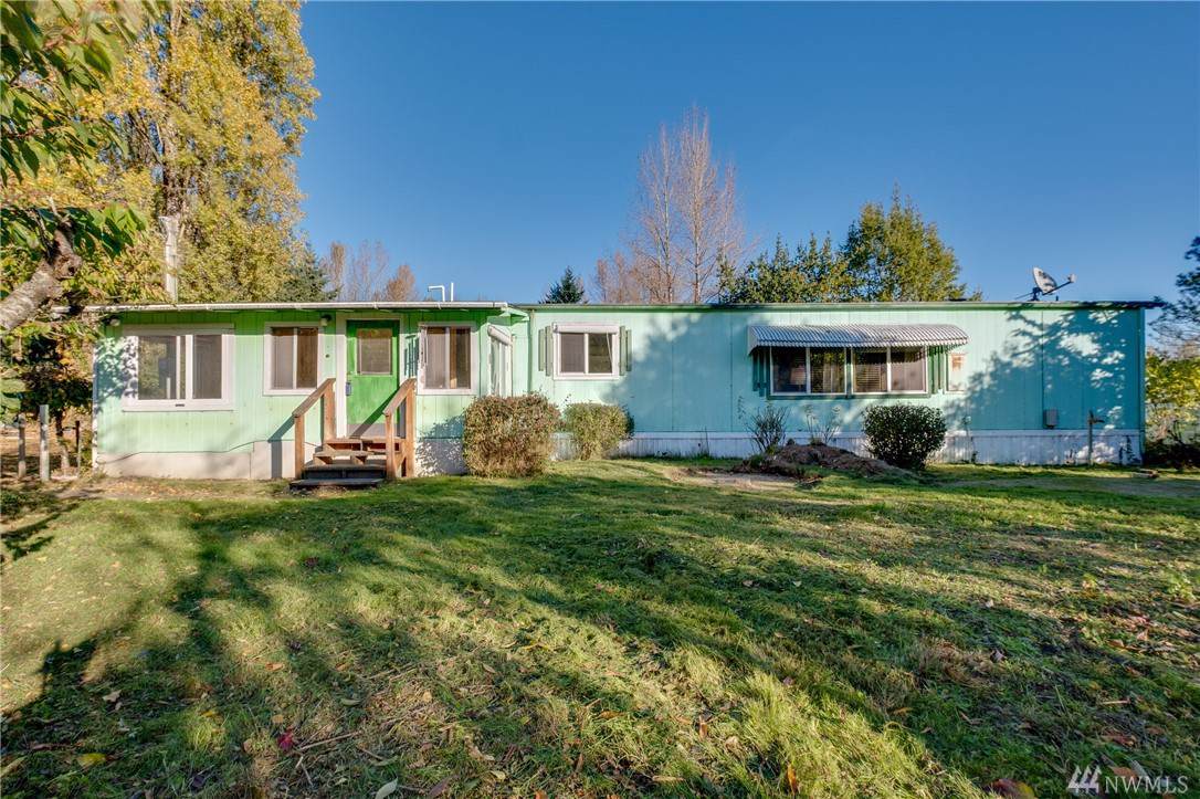 227 Dogwood Rd - Photo 1