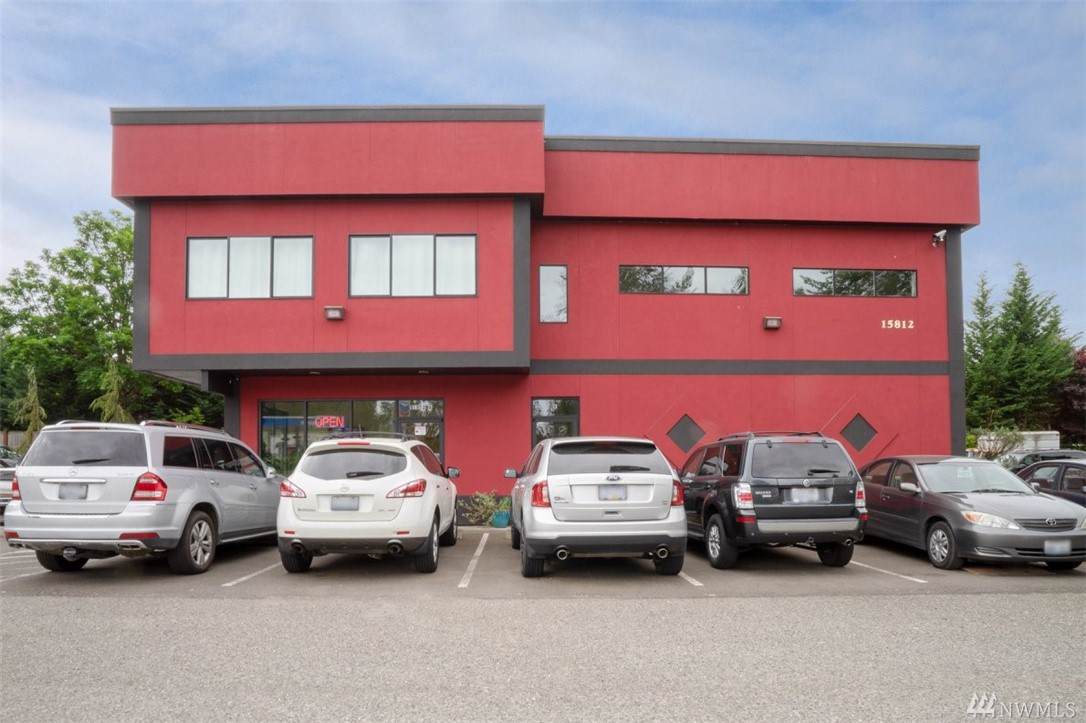 15812 116th Ave - Photo 1