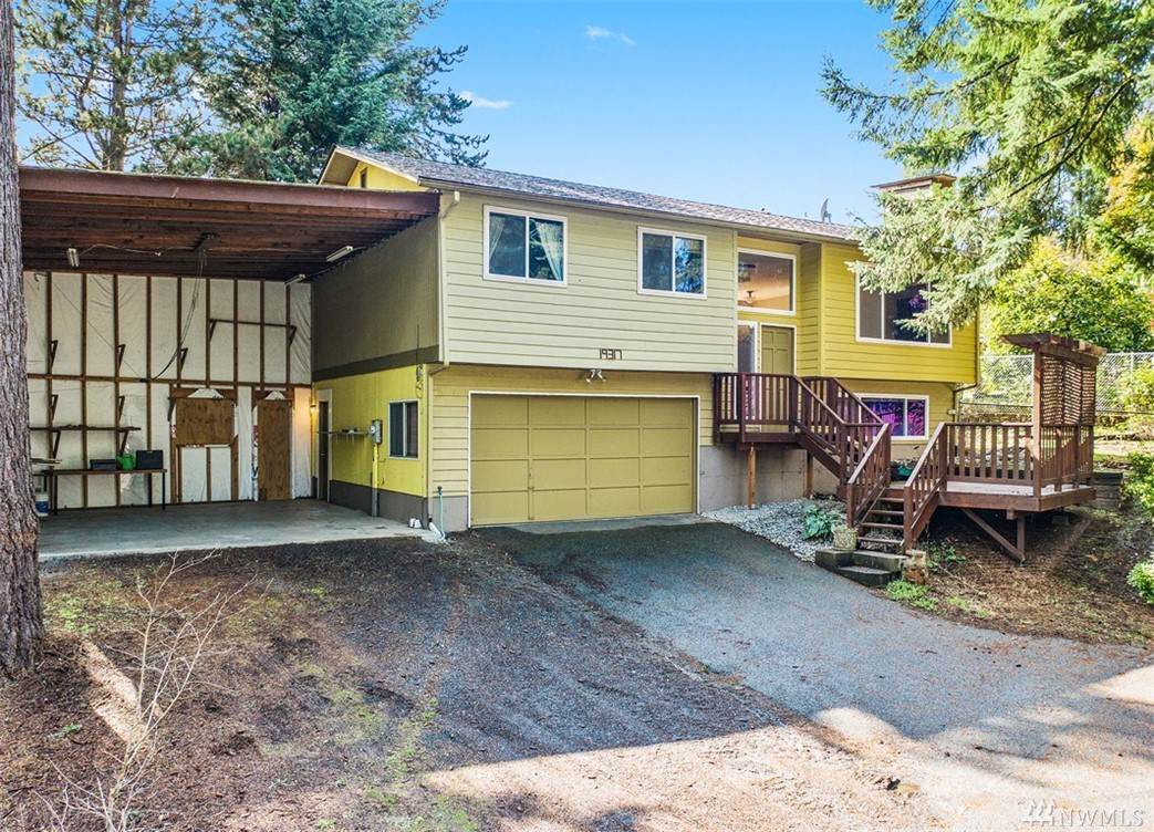 19317 5th Ave - Photo 1