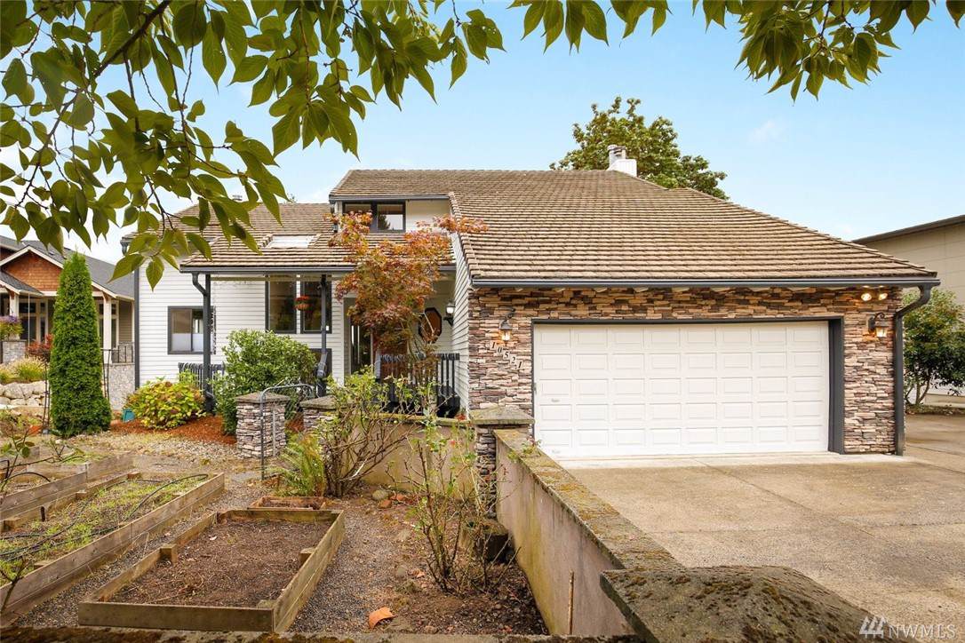 10521 Evergreen Hwy - Photo 1