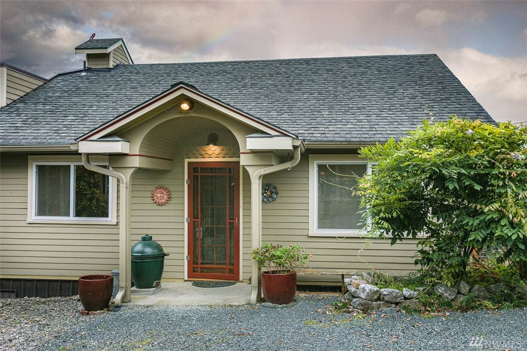 1900 Larrabee Ave - Photo 1