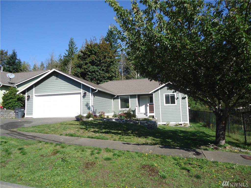 1110 Wyandotte Ave - Photo 1