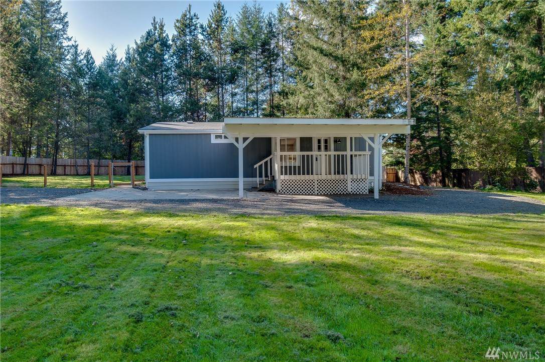 15159 Glenwood Rd - Photo 1