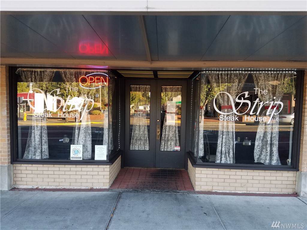 405 Railroad Ave - Photo 1