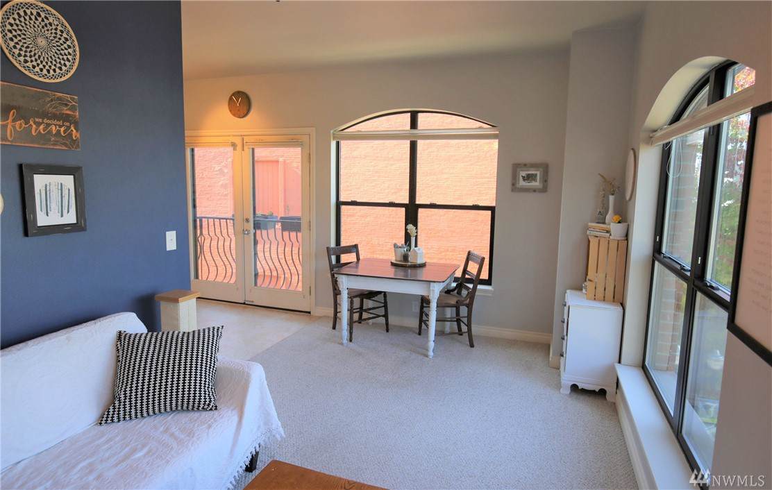 1224 Harris Ave - Photo 1
