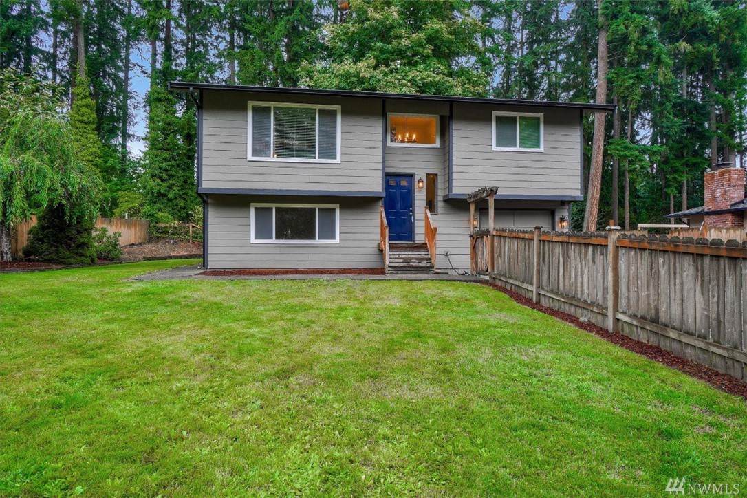 6111 189th Av Ct - Photo 1
