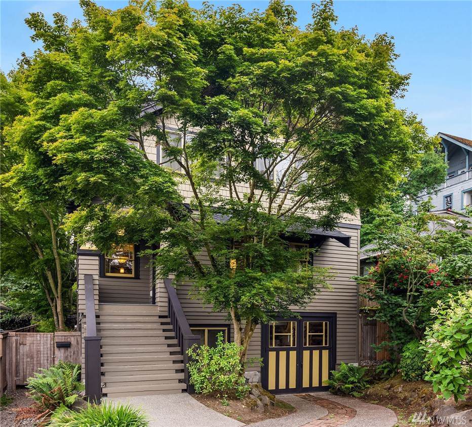 2413 Aloha St - Photo 1