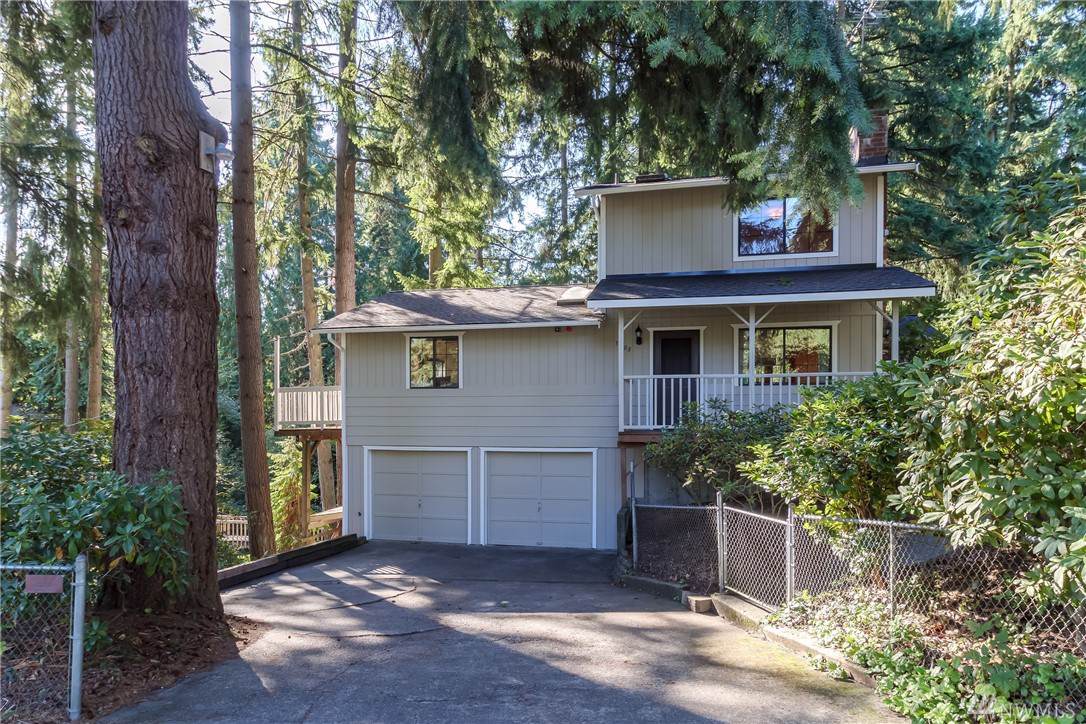 5808 84th St - Photo 1