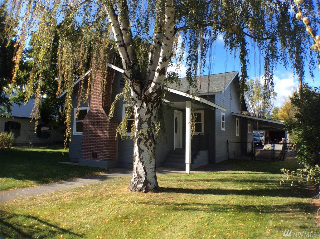 218 Washington St - Photo 1