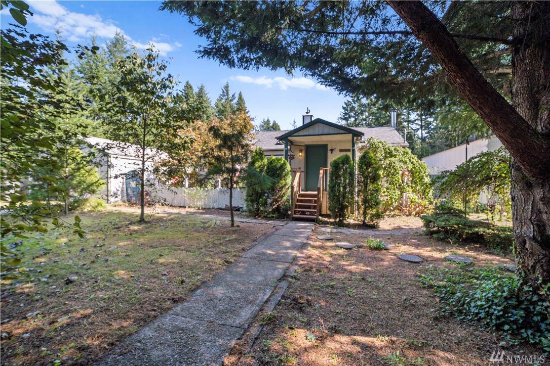 3269 Chase Rd - Photo 1